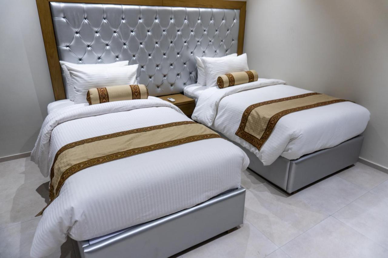 Trivelles Executive Suites 伊斯兰堡 外观 照片